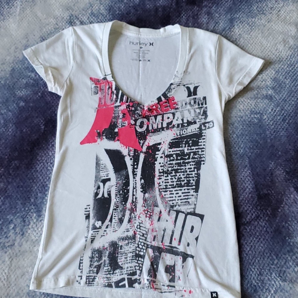 Hurley t-shirt, size XS
